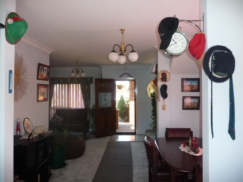 14 Laura Street, Merrylands NSW 2160