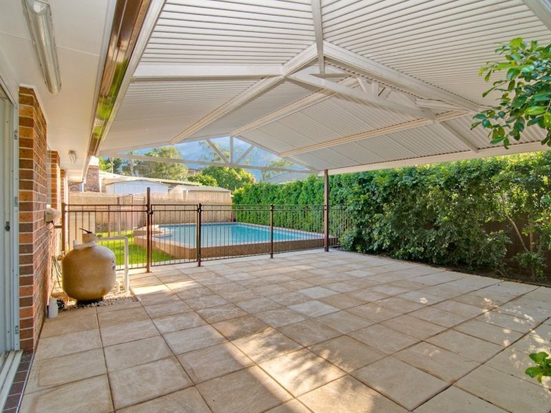 17 Rosewood Drive, Greystanes NSW 2145