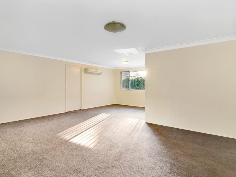 17 Rosewood Drive, Greystanes NSW 2145