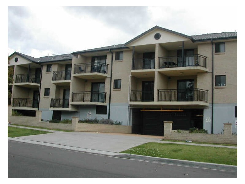 15/17-21 Todd Street, Merrylands NSW 2160