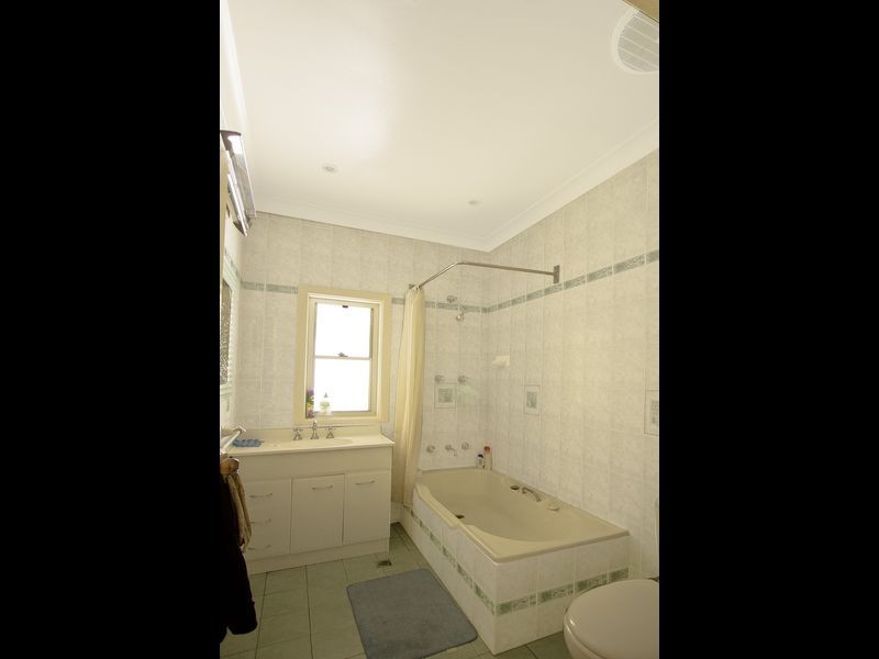 3 Craiglea Street, Guildford NSW 2161