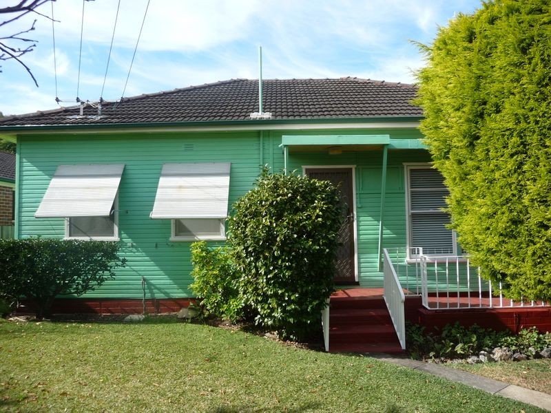 10 Renfrew Street, Guildford West NSW 2161