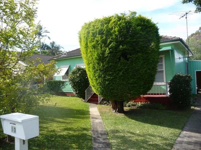 10 Renfrew Street, Guildford West NSW 2161