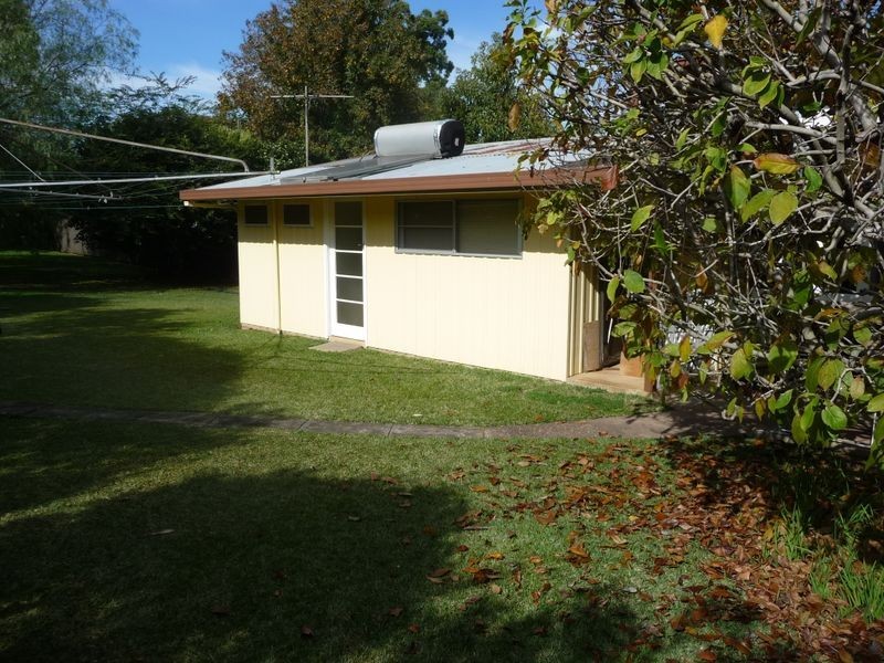 10 Renfrew Street, Guildford West NSW 2161