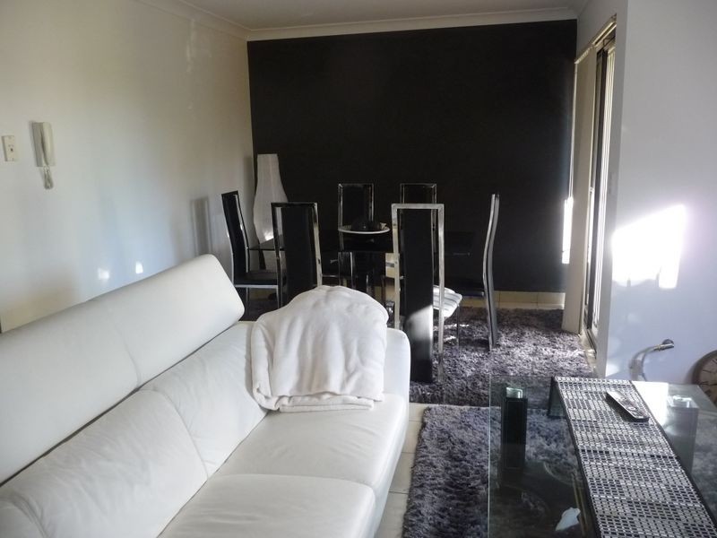 8/16-18 Newman Street, Merrylands NSW 2160