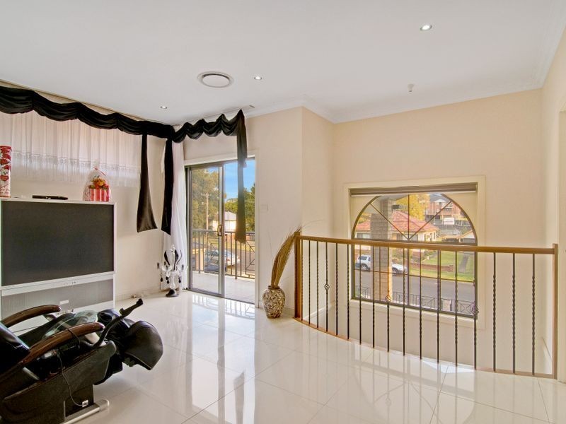 13 Wyreema Street, Merrylands NSW 2160