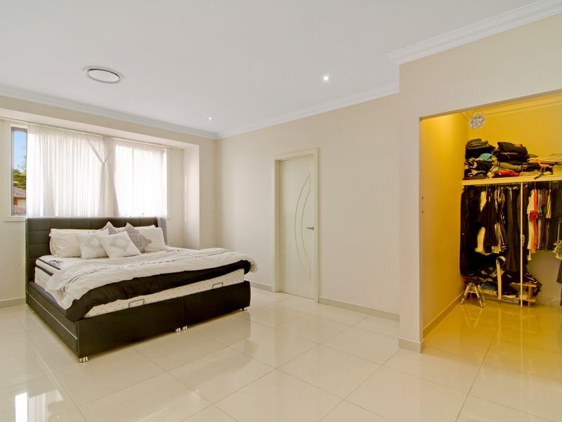 13 Wyreema Street, Merrylands NSW 2160