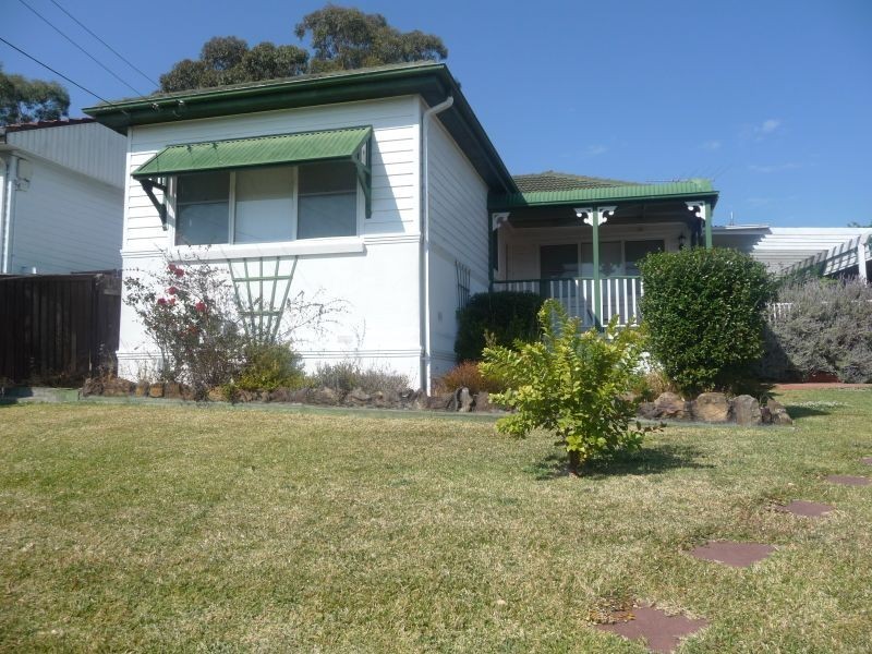 8 Norman Street, Merrylands NSW 2160