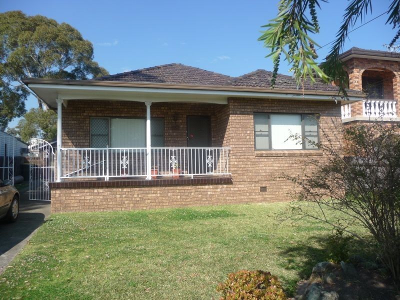 18 Winchmore Street, Merrylands NSW 2160