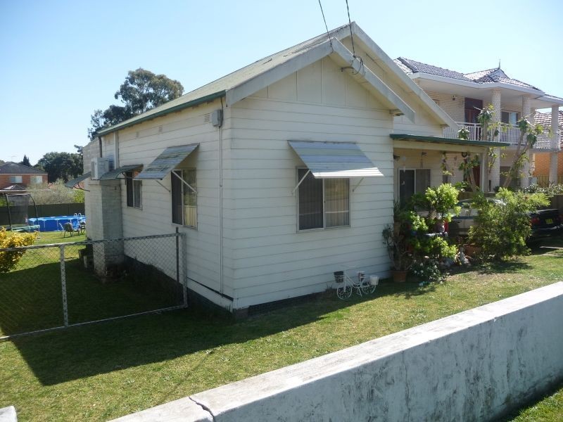 33 Denmark Street, Merrylands NSW 2160