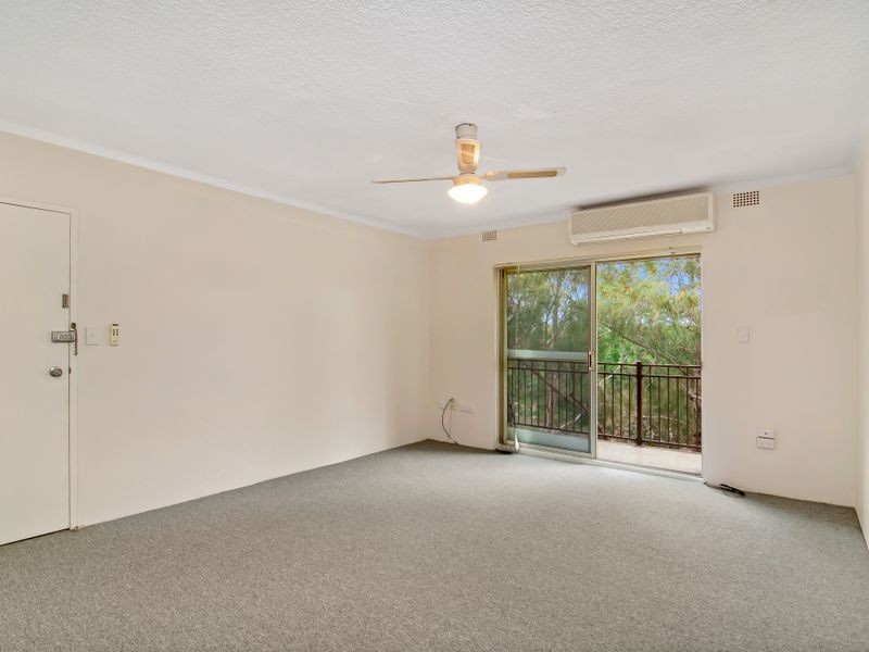 18/7-11 Tiara Place, Granville NSW 2142