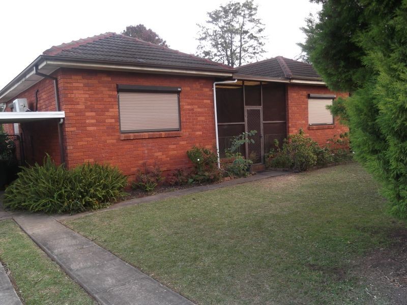 9 Daphne Street, Merrylands NSW 2160