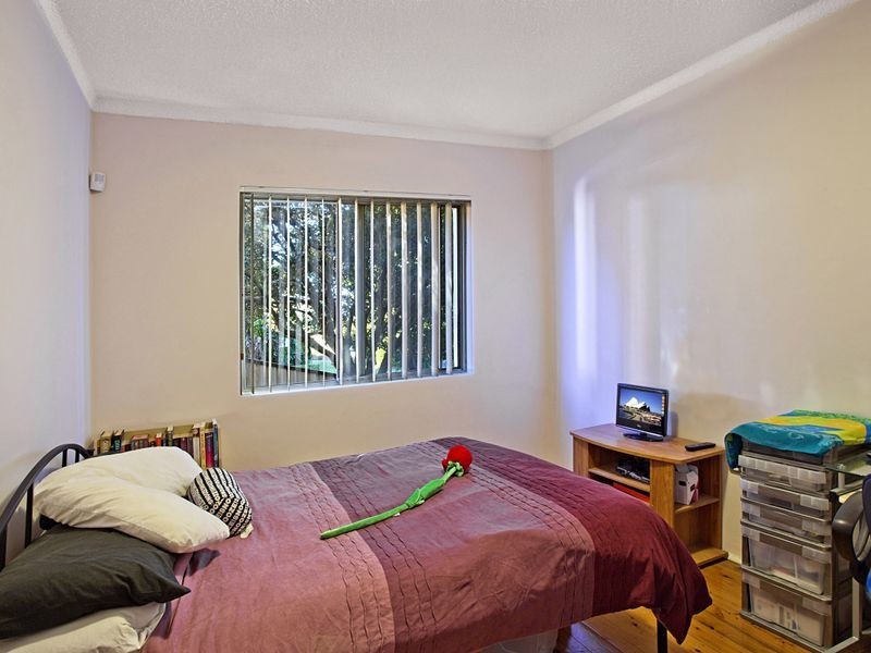 2/15 Todd Street, Merrylands West NSW 2160