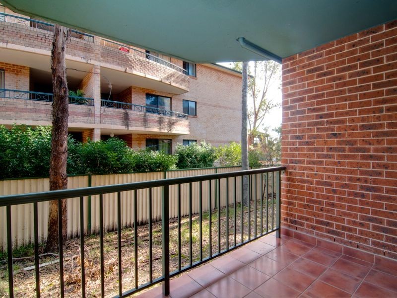 17/10-14 Arthur Street, Merrylands West NSW 2160