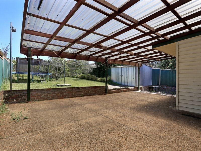 27 Rosebery Road, Guildford NSW 2161