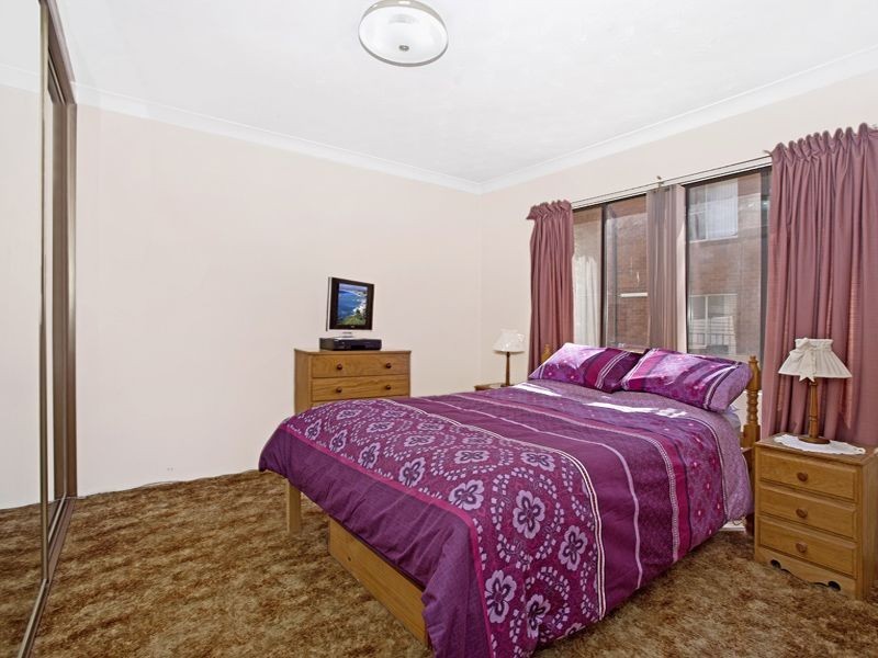11/28-32 Treves Street, Merrylands NSW 2160