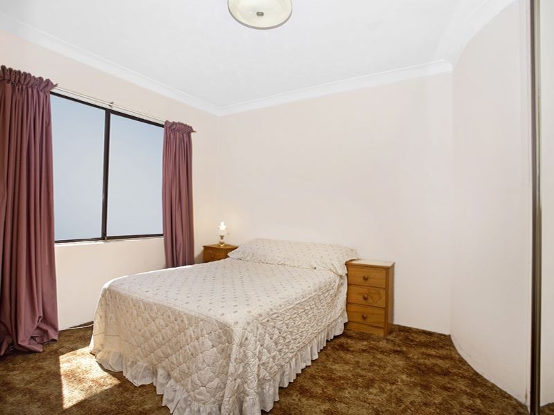 11/28-32 Treves Street, Merrylands NSW 2160