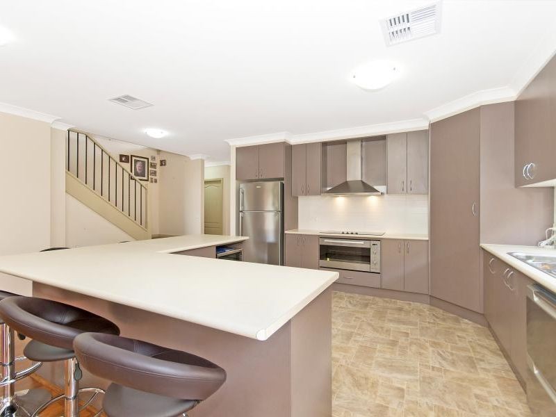 16 Albion Ave, Merrylands NSW 2160