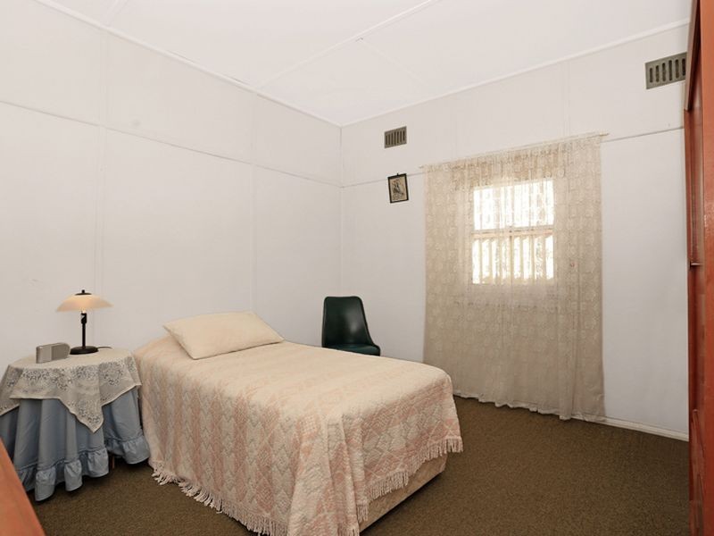 128 Chetwynd Road, Merrylands NSW 2160