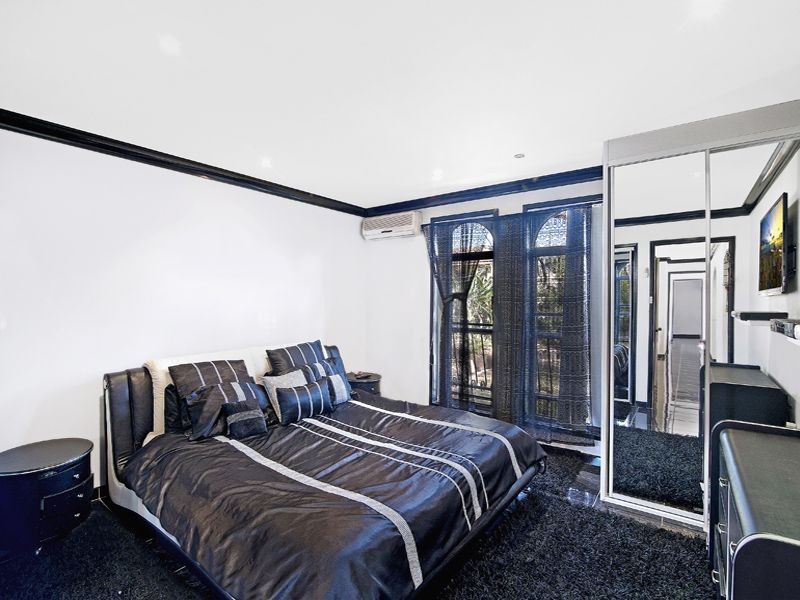 37 Lansdowne St, Merrylands NSW 2160