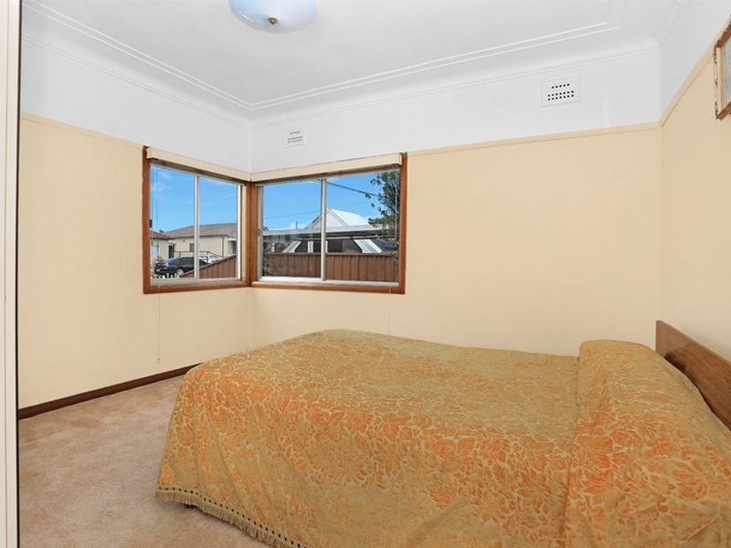 13 Banksia Street, Granville NSW 2142