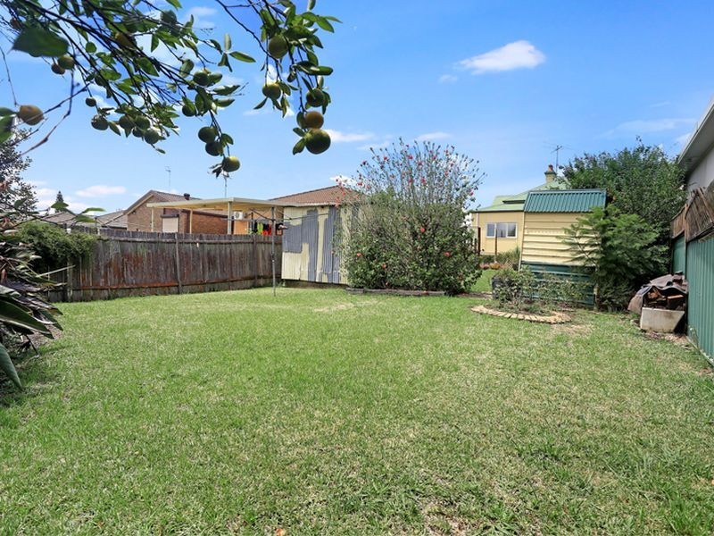 45 Station St, Guildford NSW 2161
