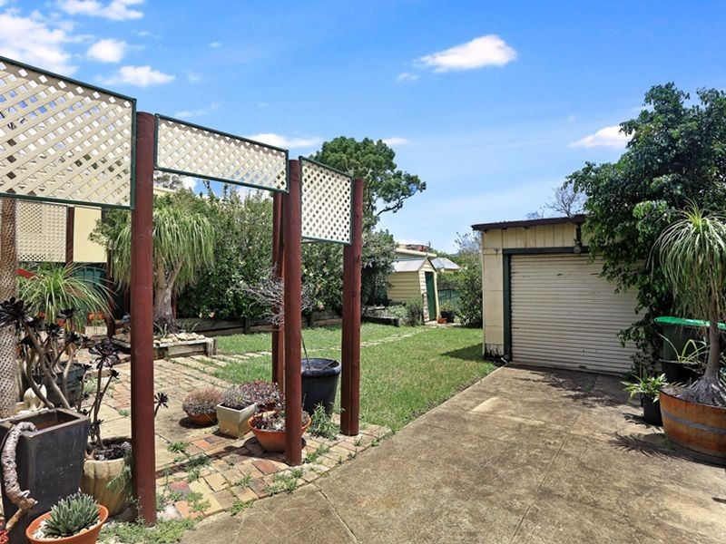 45 Station St, Guildford NSW 2161