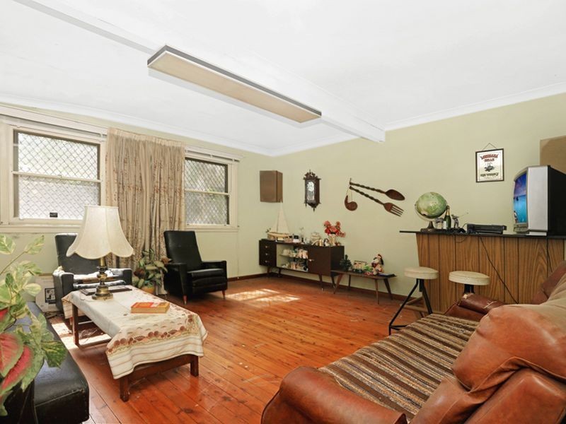 13 Leigh Street, Merrylands NSW 2160