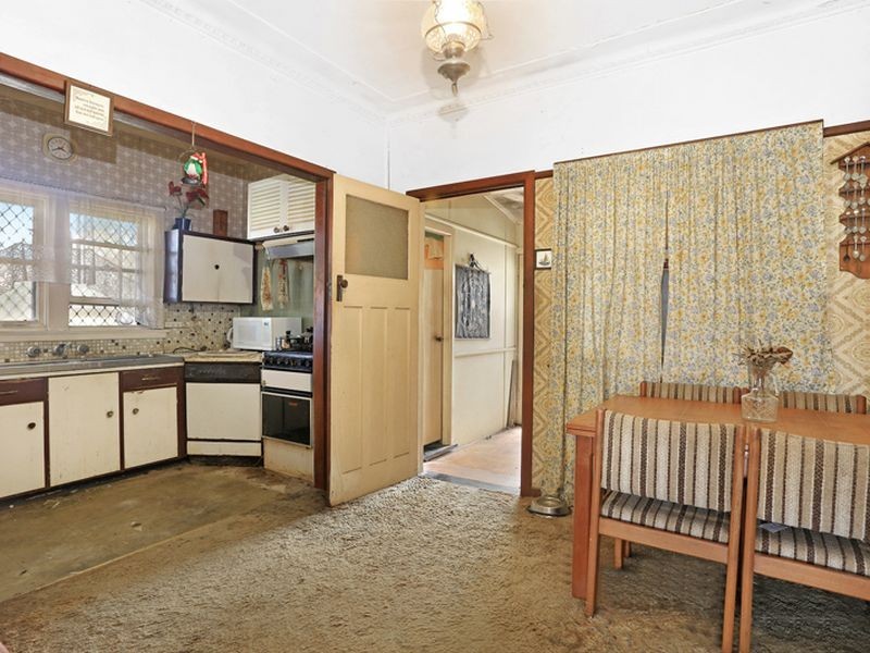 13 Leigh Street, Merrylands NSW 2160