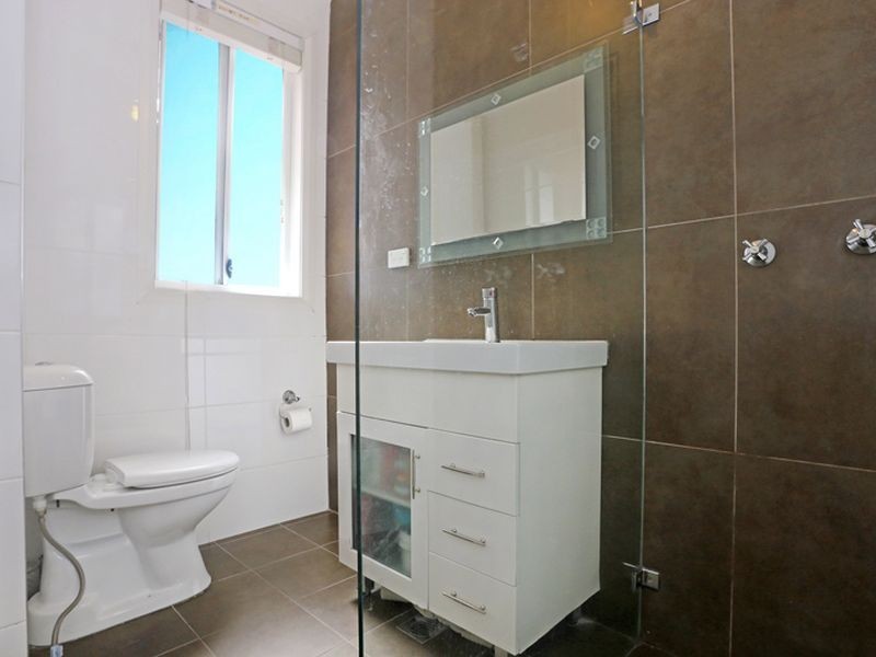 2 Morshead Cres, South Granville NSW 2142