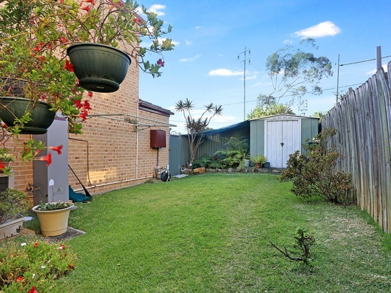 1/54 Warren Rd, Woodpark NSW 2164