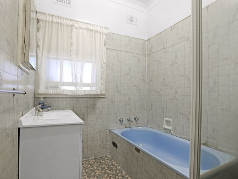 80 Eddy Street, Merrylands NSW 2160