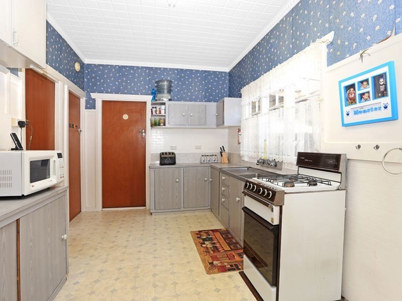 12 Chiltern Road, Guildford NSW 2161