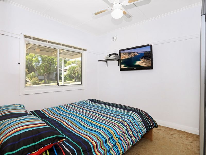 12 Chiltern Road, Guildford NSW 2161
