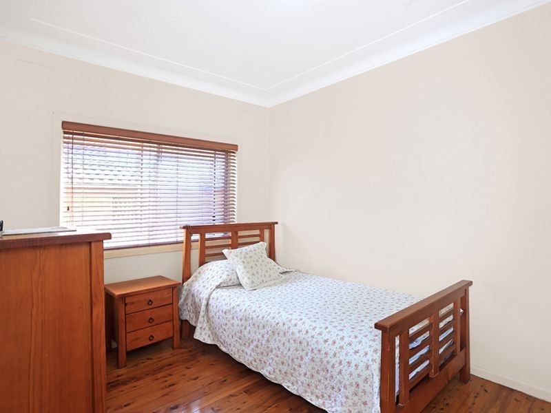 25 Rupert St, Merrylands NSW 2160