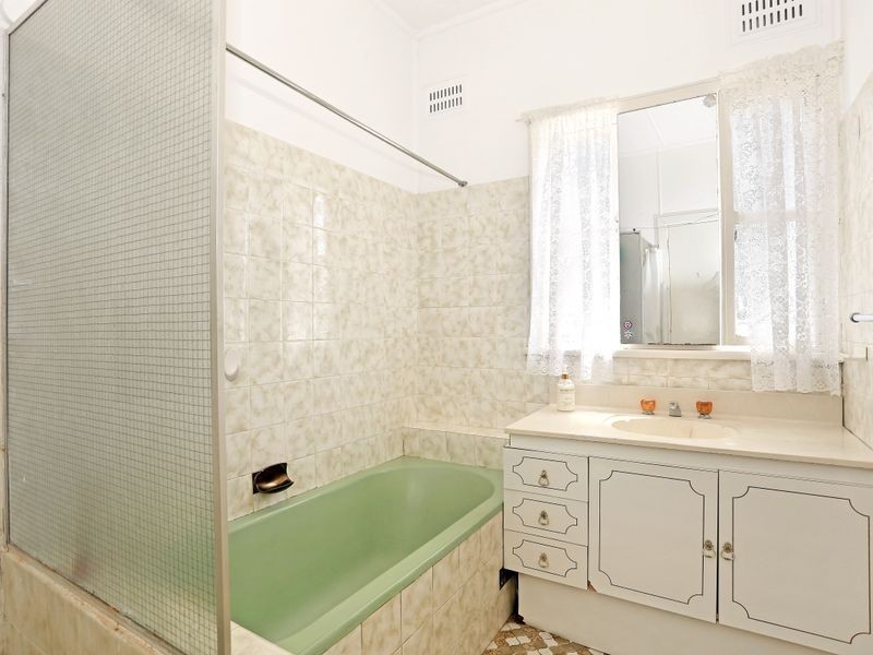 56 Fowler Road, Merrylands NSW 2160