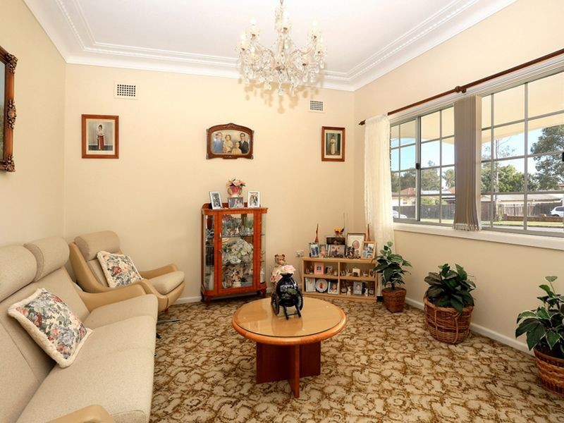 6 Linwood Street, Guildford NSW 2161