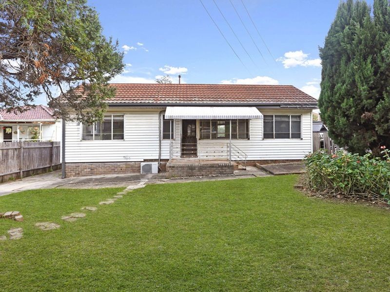 14 Trenton Road, Guildford NSW 2161