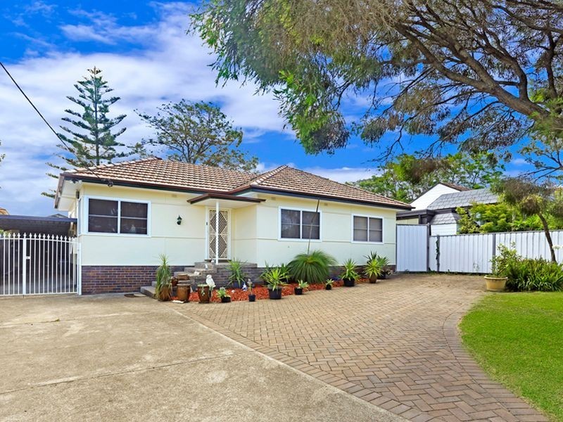 10 Ellis St, Merrylands NSW 2160