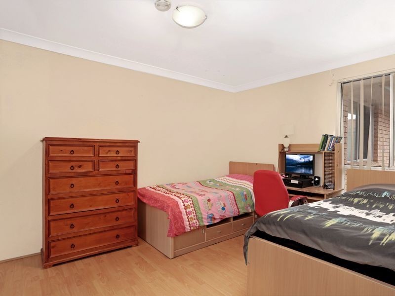 4/16-20 Burford St, Merrylands NSW 2160