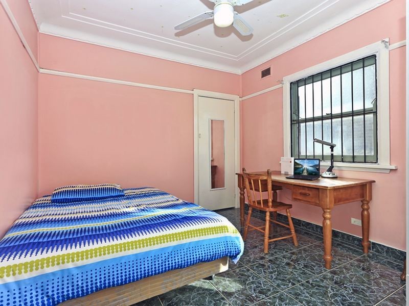 12 Excelsior St, Merrylands NSW 2160