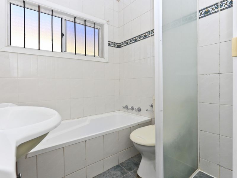 12 Excelsior St, Merrylands NSW 2160