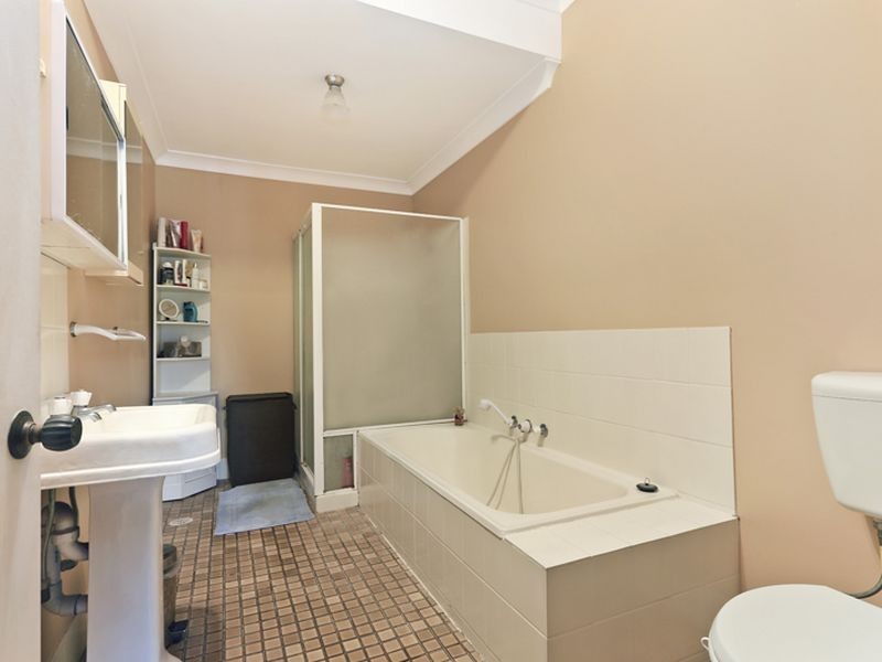 10 Leach Road, Guildford NSW 2161