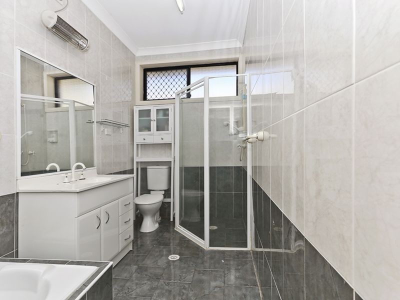 6 Lowe St, Merrylands NSW 2160