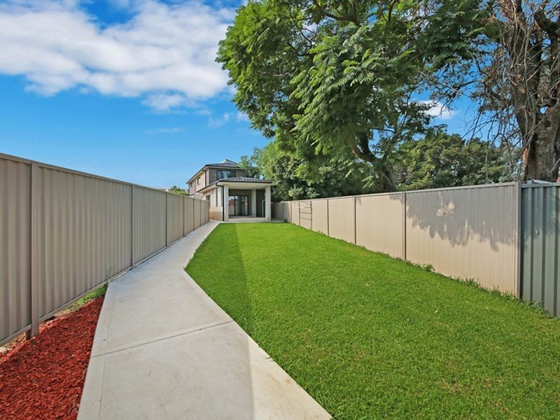 2 Chiltern Rd, Guildford NSW 2161