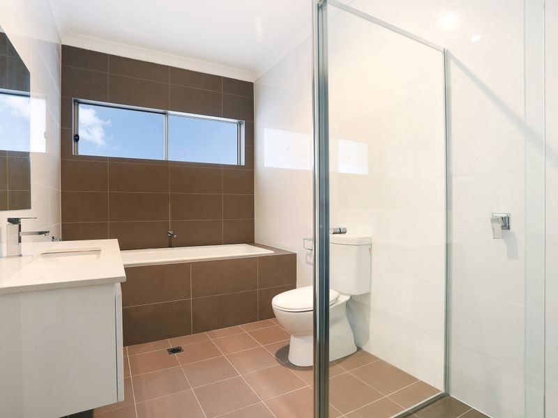 6B Clement St, Guildford NSW 2161