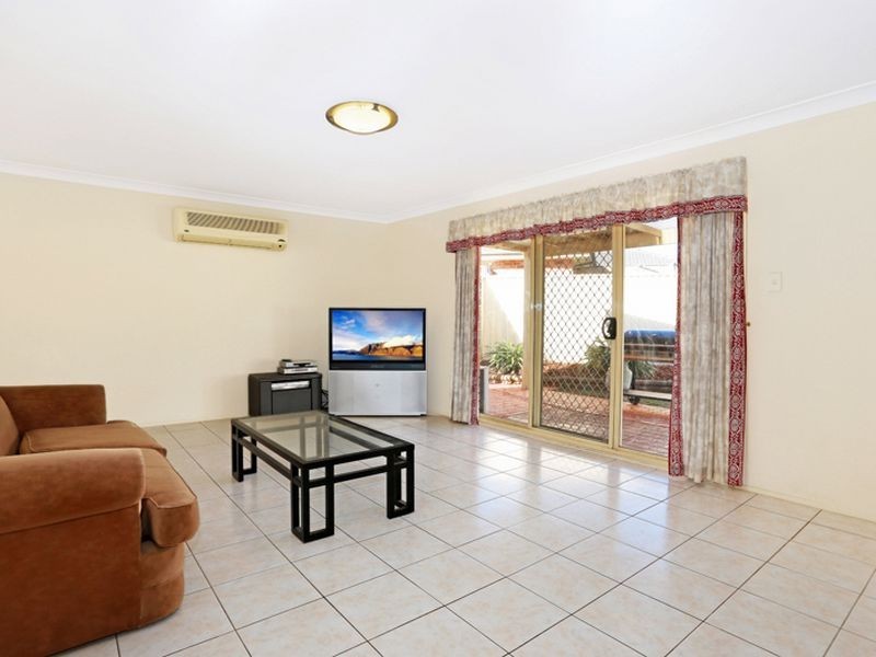 5 Swift Place, Hinchinbrook NSW 2168