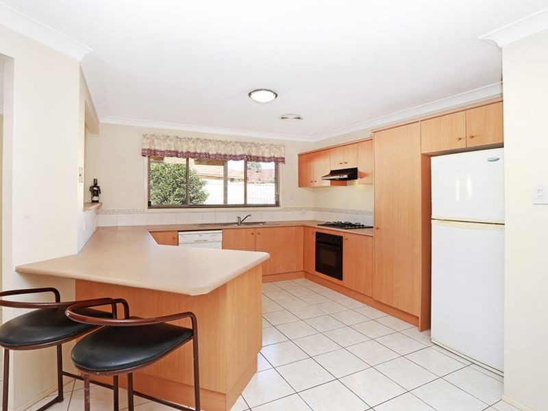 5 Swift Place, Hinchinbrook NSW 2168