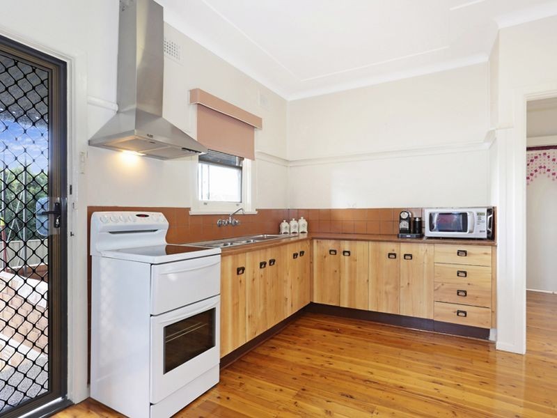 9 Henry Street, Guildford NSW 2161