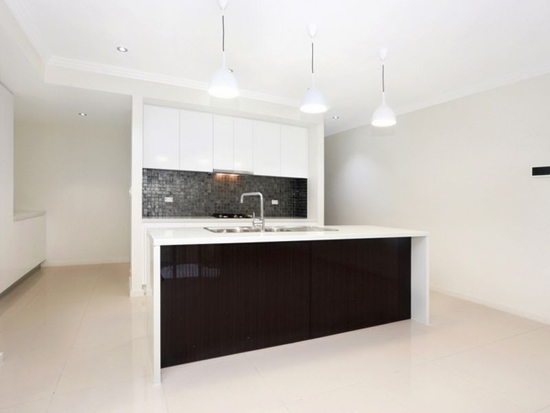 9 Rupert St, Merrylands NSW 2160